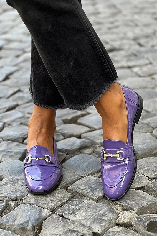 Mocassins violets à bout rond, empiècements et boucle métallique