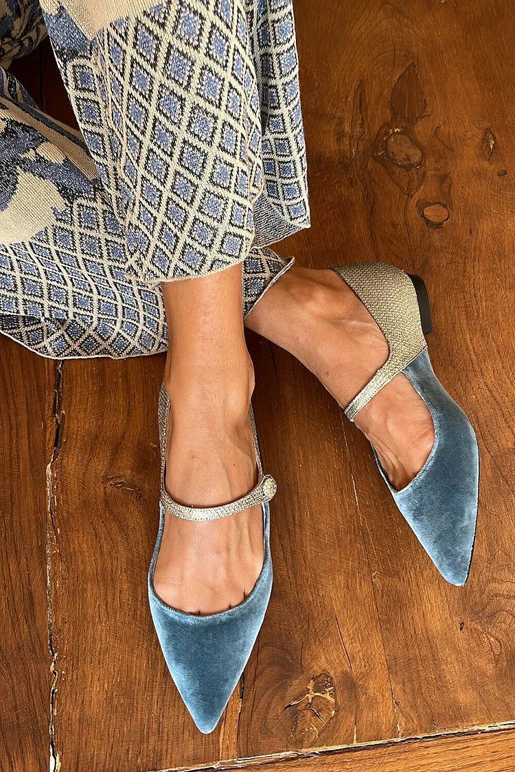 Ballerines bleues à boucle sur le cou-de-pied style patchwork et bout pointu