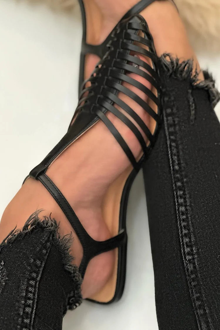 Sandales noires décontractées à bride en T, bout pointu et découpes