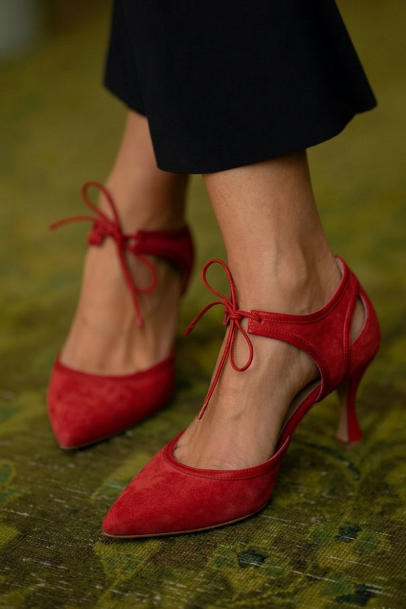 Escarpins à petit talon aiguille, nœud bicolore en suédine rose et bout pointu
