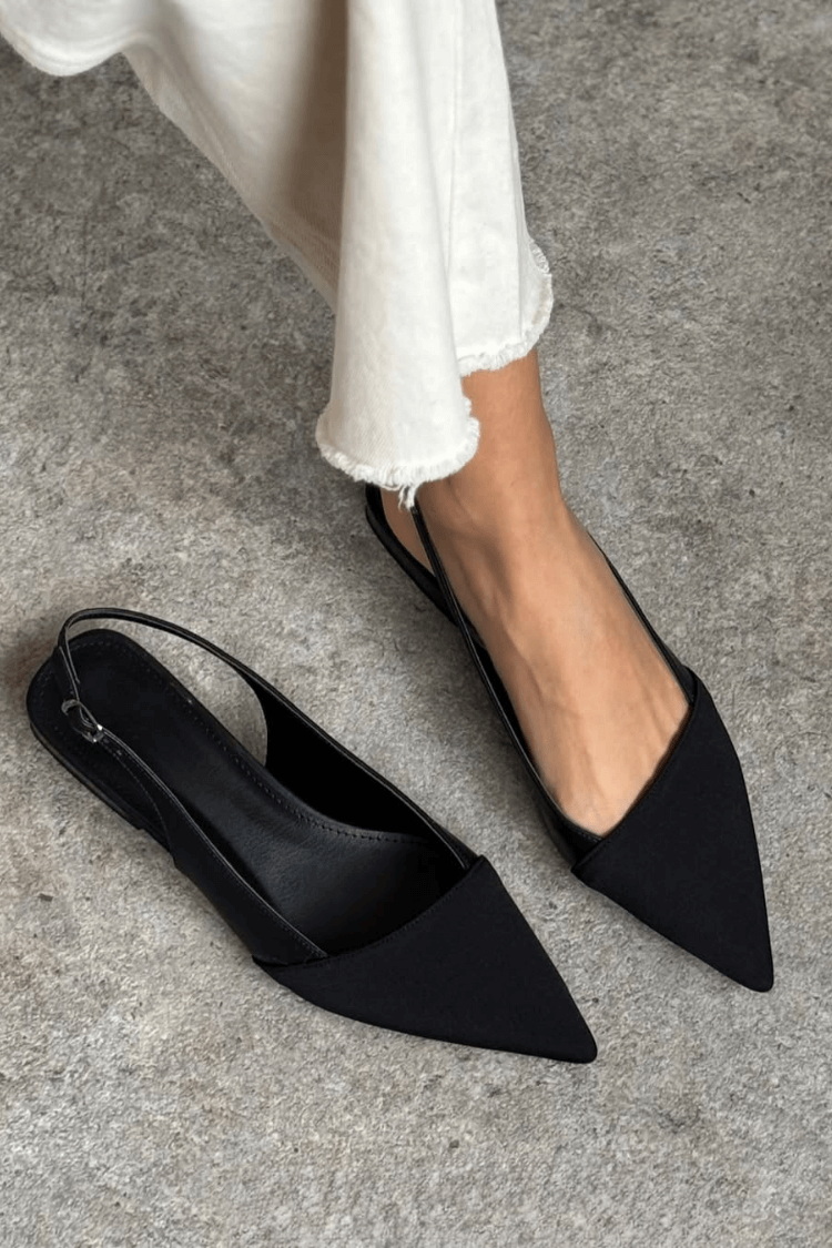 Ballerines slingback minimalistes à bout pointu