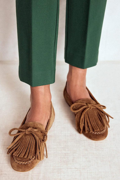 Mocassins camel à bout rond, pompons et franges unies