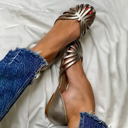 Ballerines cut-out brillantes à bout rond en simili cuir