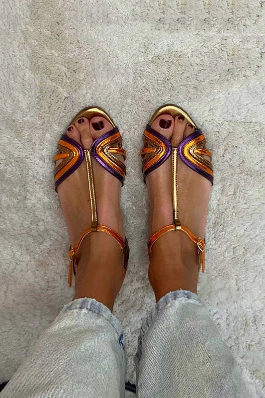 Sandales peep toe Multicolore et or avec boucle et bride en T