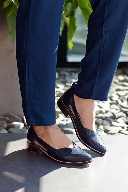 Ballerines décontractées bleu marine à bout pointu et découpe