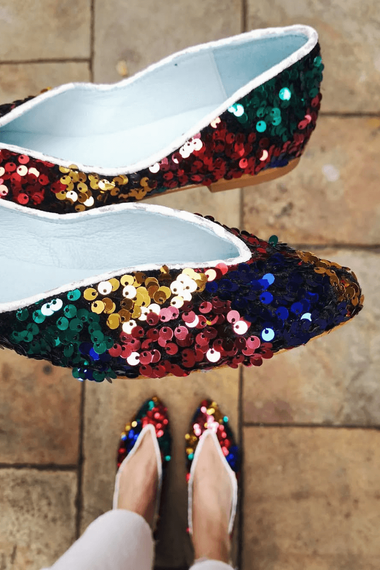 Ballerines slip-on Multicolore avec décolleté en V [Précommande]