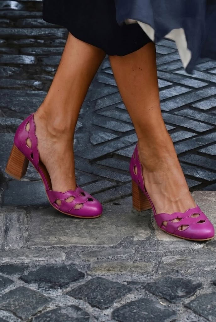Escarpins à talon bloc cut-out festonnés chunky Cuir en cuir